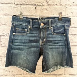 AE denim  5” shorts SZ 6- SOLD